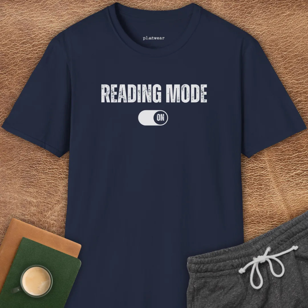 READING MODE ON T-SHIRT