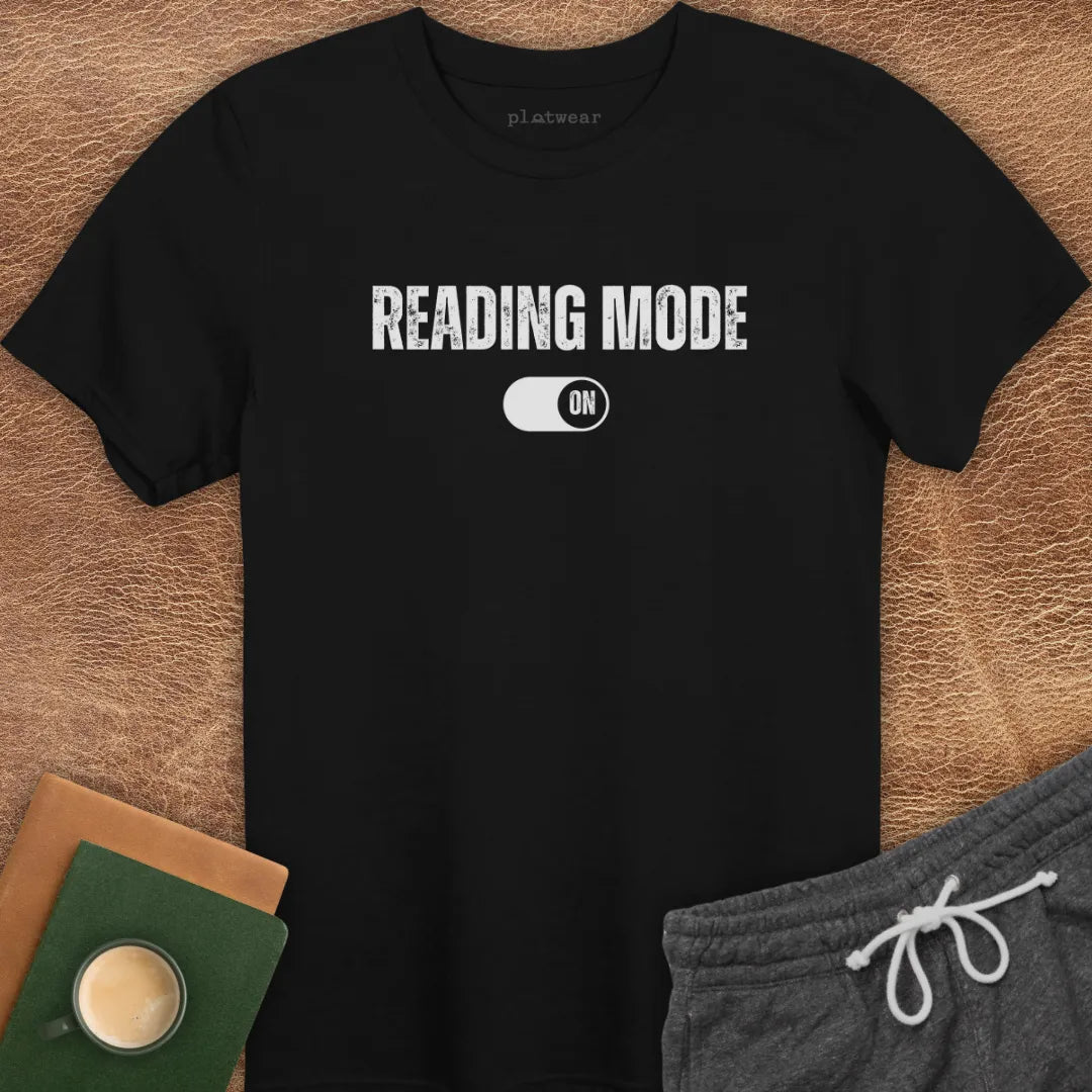 READING MODE ON T-SHIRT