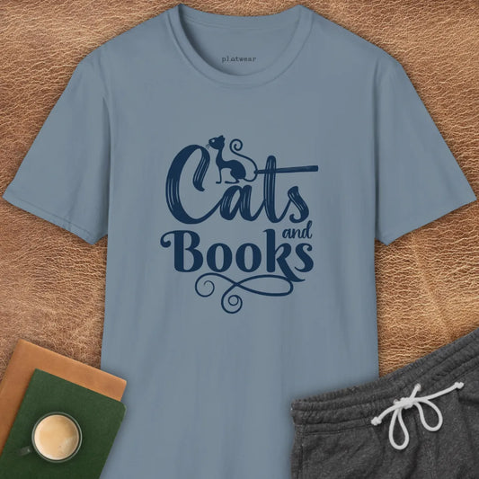 CATS & BOOKS T-SHIRT