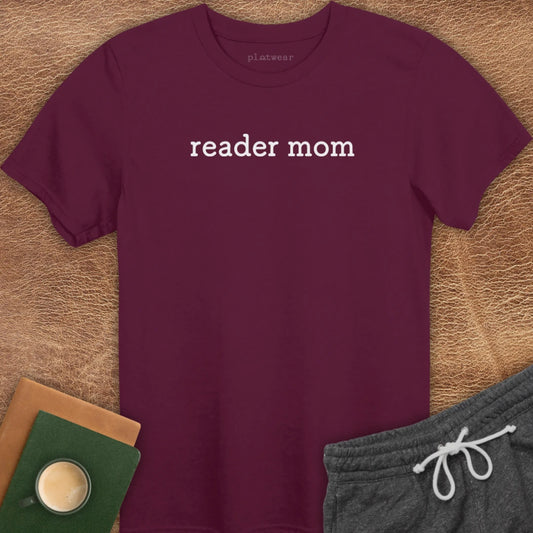 READER MOM T-SHIRT